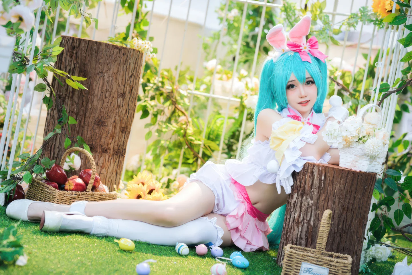 焖焖碳_VOCALOID_初音未来_复活节兔子_22P_162MB tg@simisebaisi 【丝足阁】014.webp